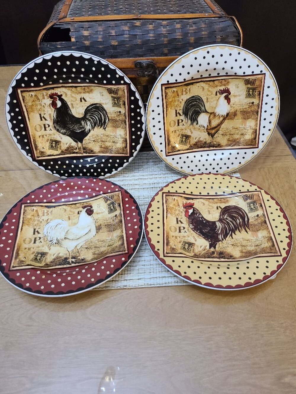 Set of 4 Sakura Retro Rooster Salad Dessert Plates Multicolor Vintage